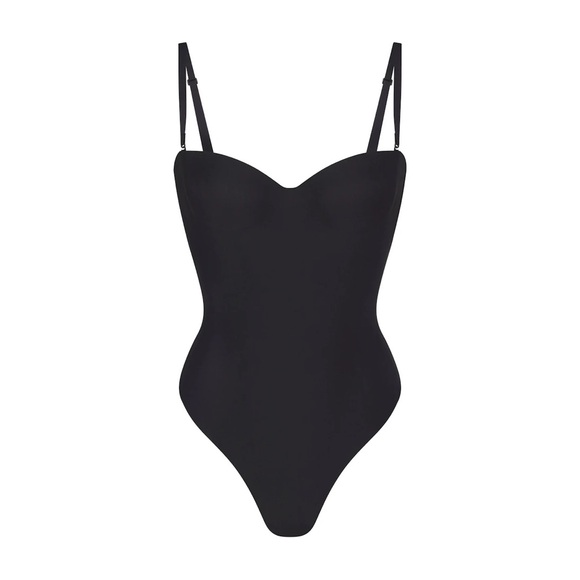 SKIMS Tops - Skims Body Underwire Thong Bodysuit